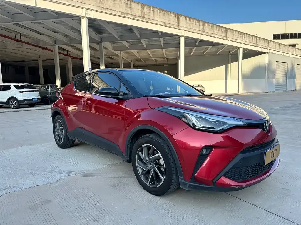 Toyota C-HR — фото 4
