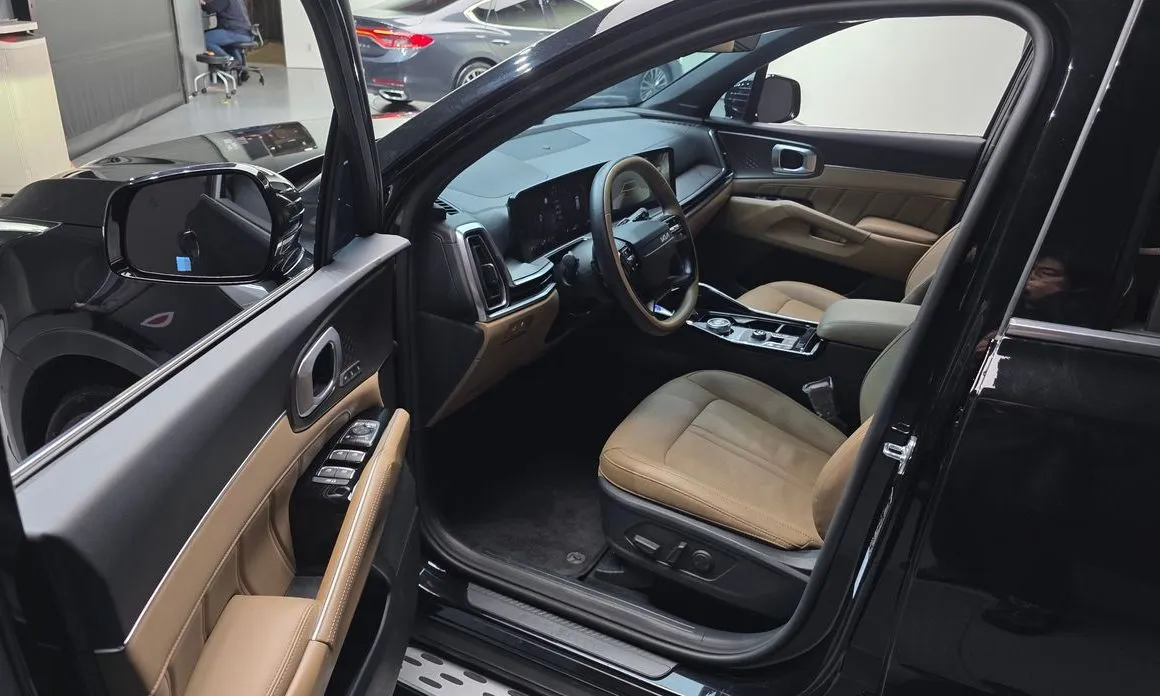 Kia Sorento — фото 8