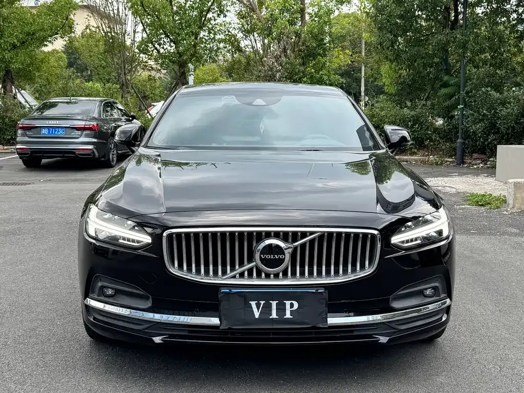 Volvo S90 — фото 8