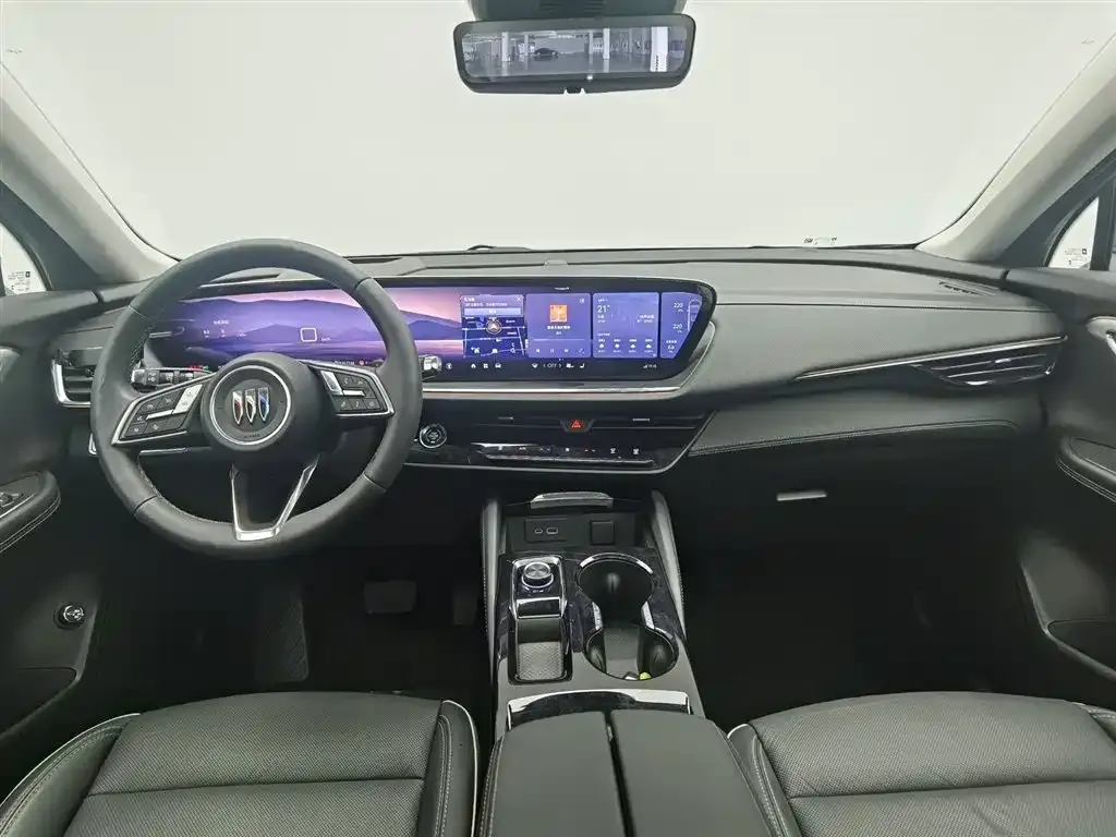 Buick Envision Plus — фото 7