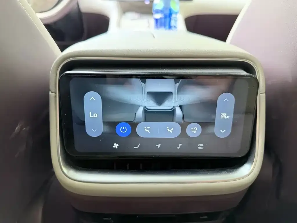 Xiaomi YU7 2025 из CN, фото 4