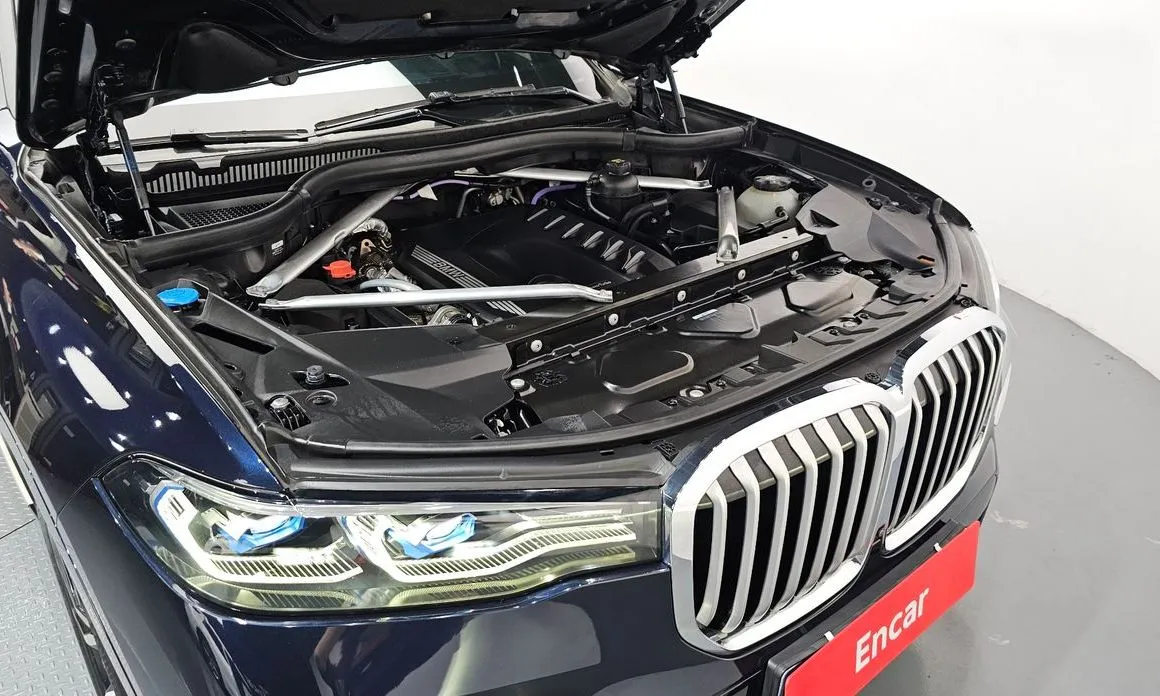 BMW X7 2021 из KR, фото 8