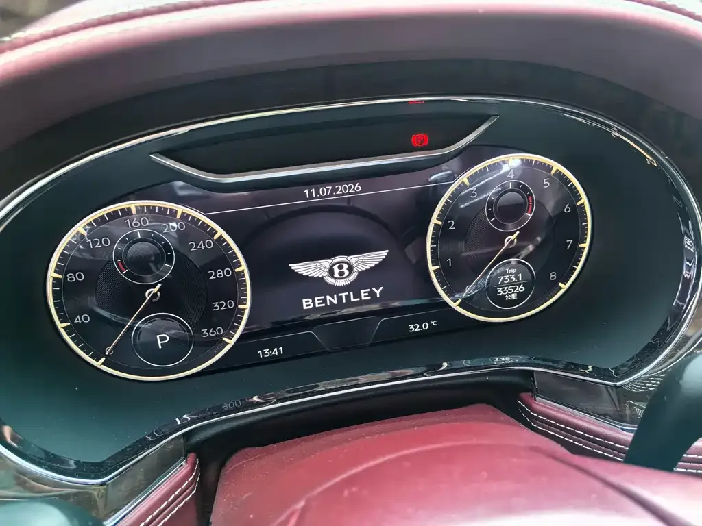Bentley Flying Spur — фото 4