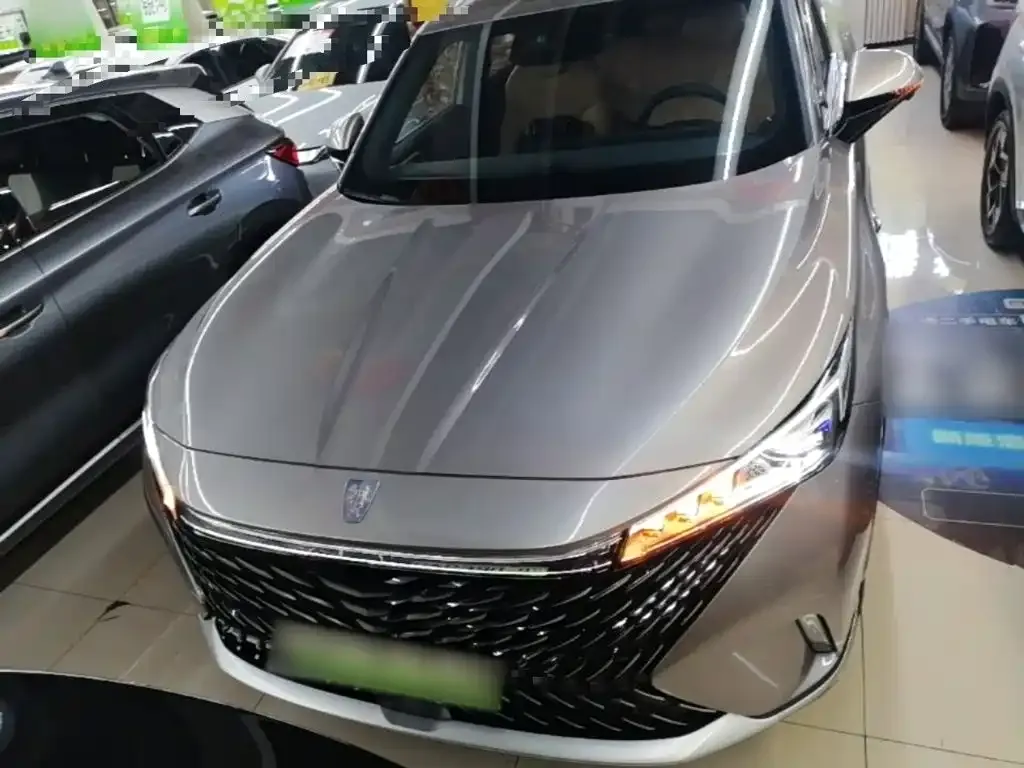 Roewe RX5 New Energy — фото 6