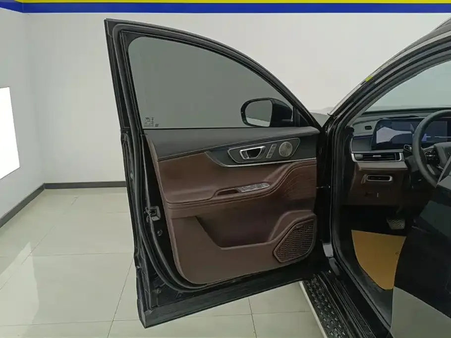 Chery Tiggo 8 PRO — фото 2