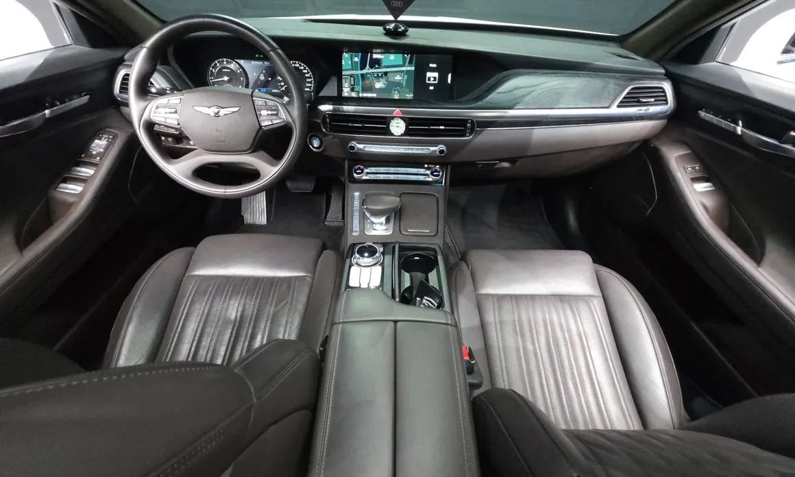 Genesis G90 2021 из KR, фото 2