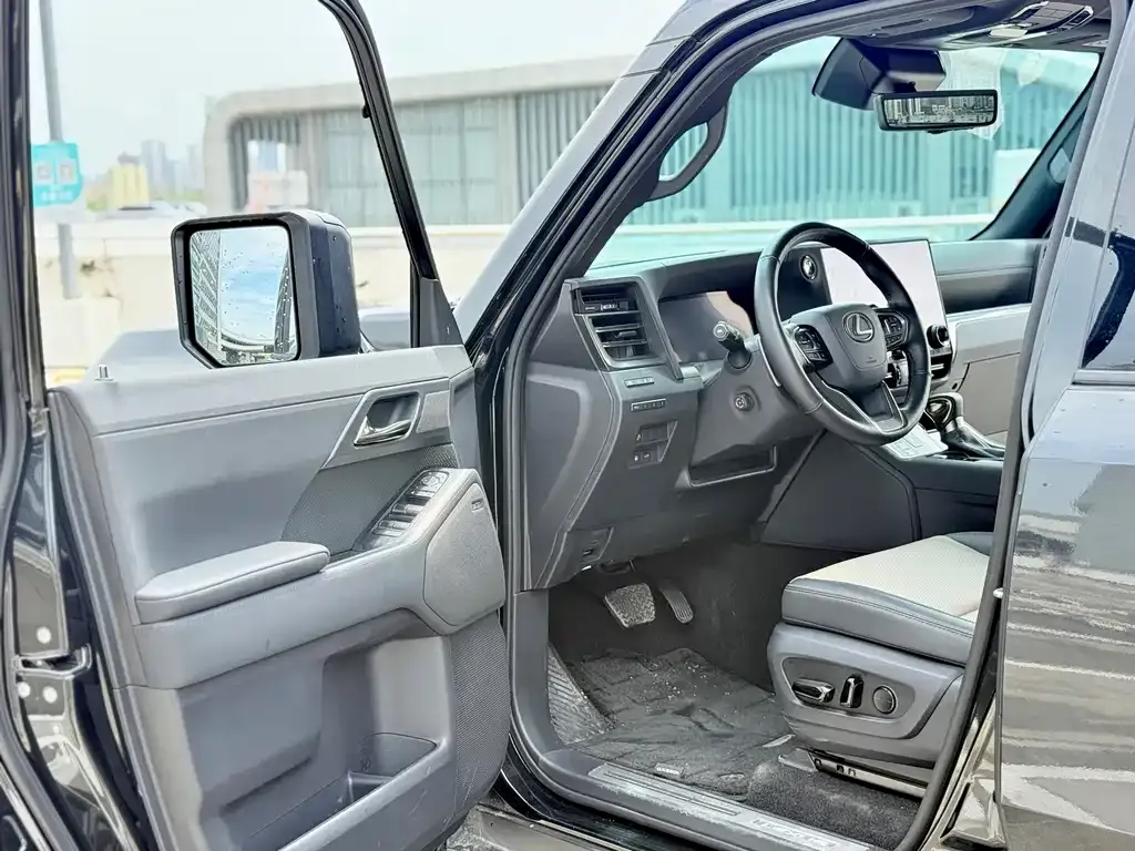 Lexus GX 2025 из CN, фото 5