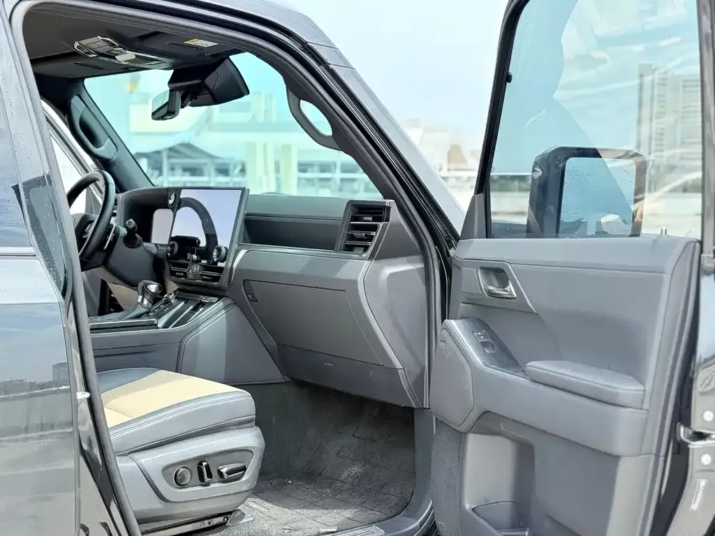 Lexus GX 2025 из CN, фото 9