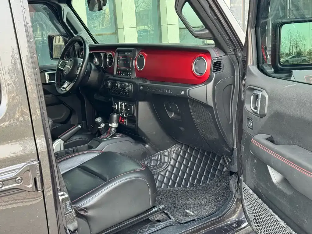 Jeep Wrangler — фото 2