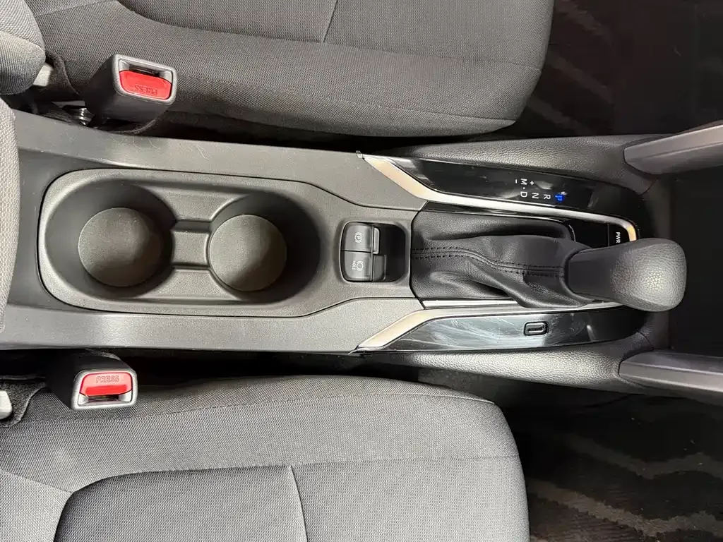 Toyota Corolla Cross — фото 2