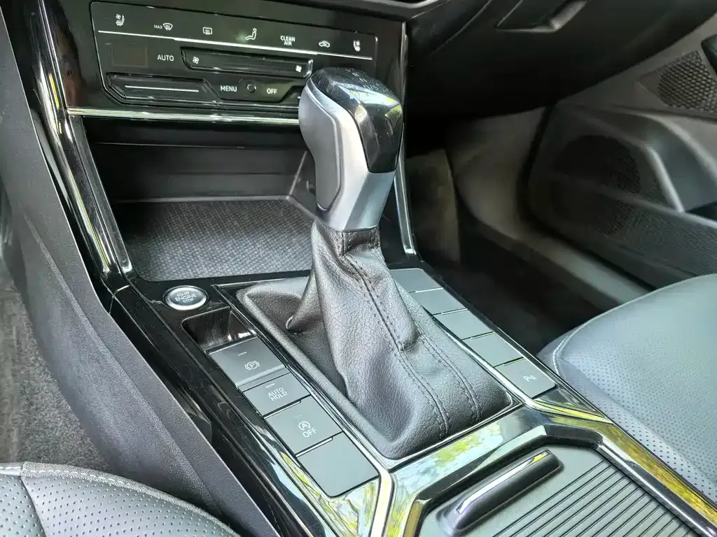 Volkswagen Passat — фото 2