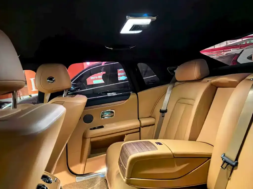 Rolls-Royce Ghost 2024 из CN, фото 2
