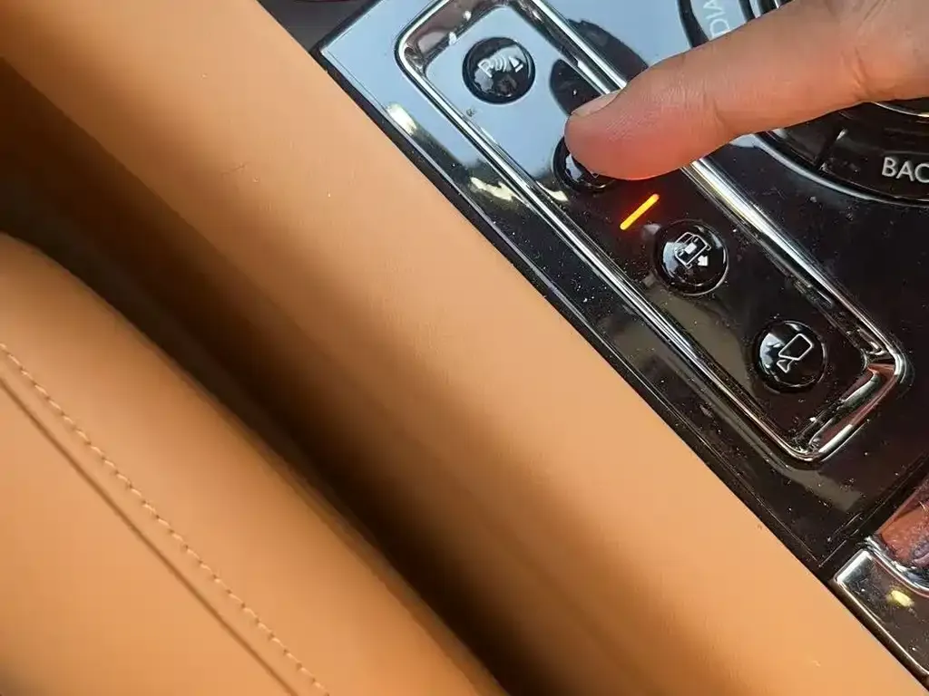 Rolls-Royce Ghost 2024 из CN, фото 6
