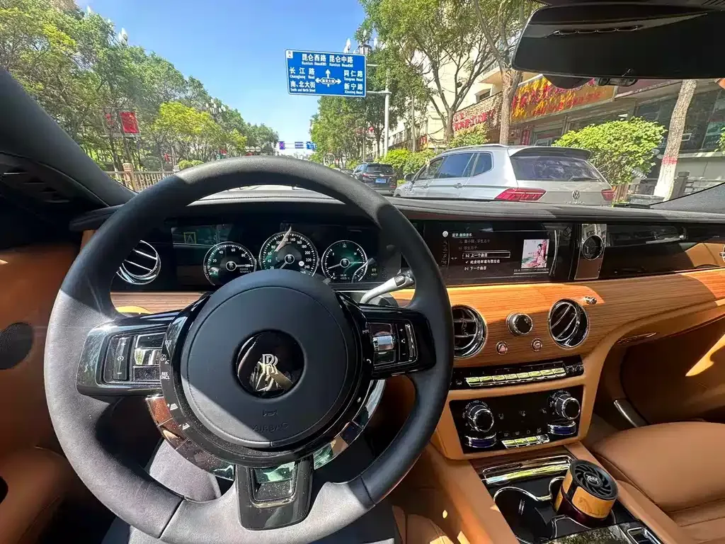 Rolls-Royce Ghost 2024 из CN, фото 10