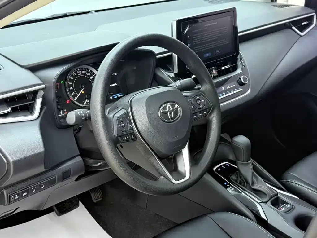 Toyota Corolla — фото 6