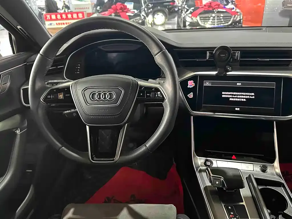 Audi A6L — фото 10
