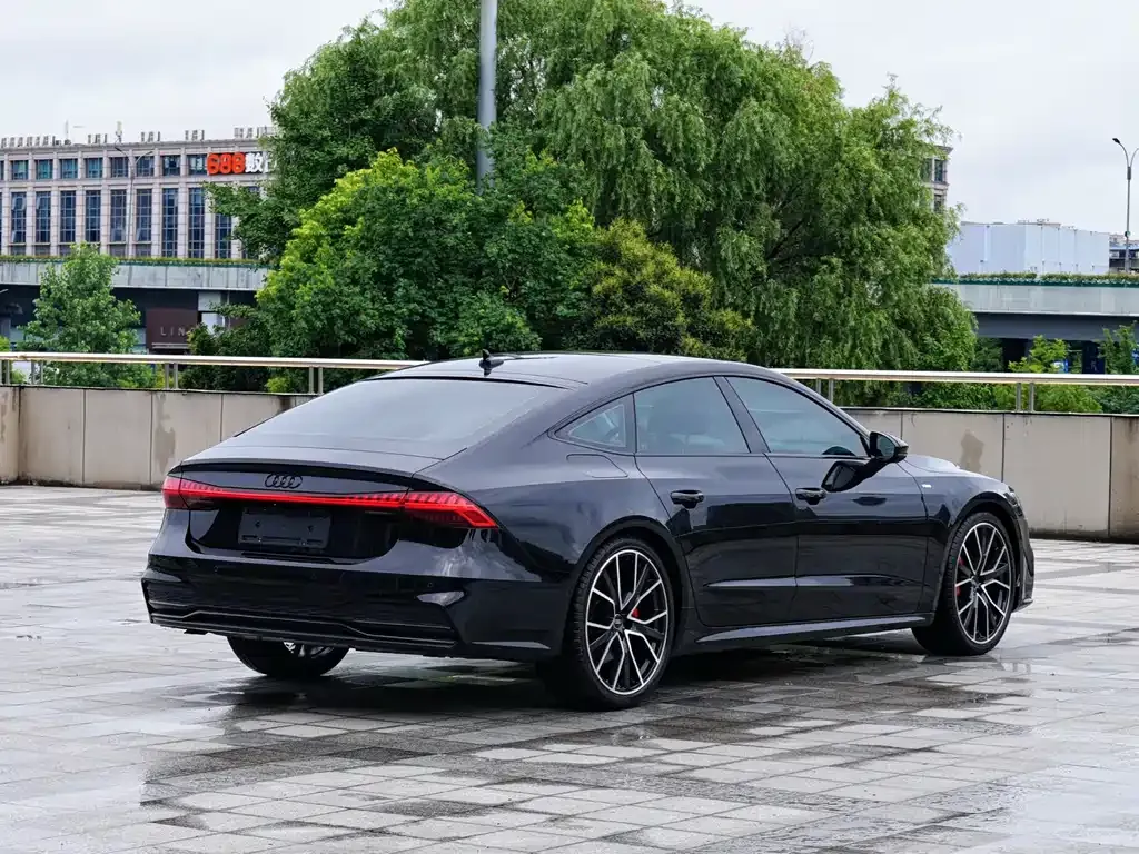 Audi A7 — фото 9