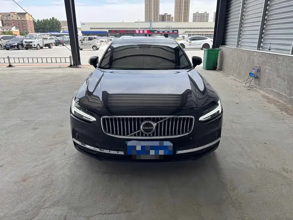 Volvo S90 — фото 4