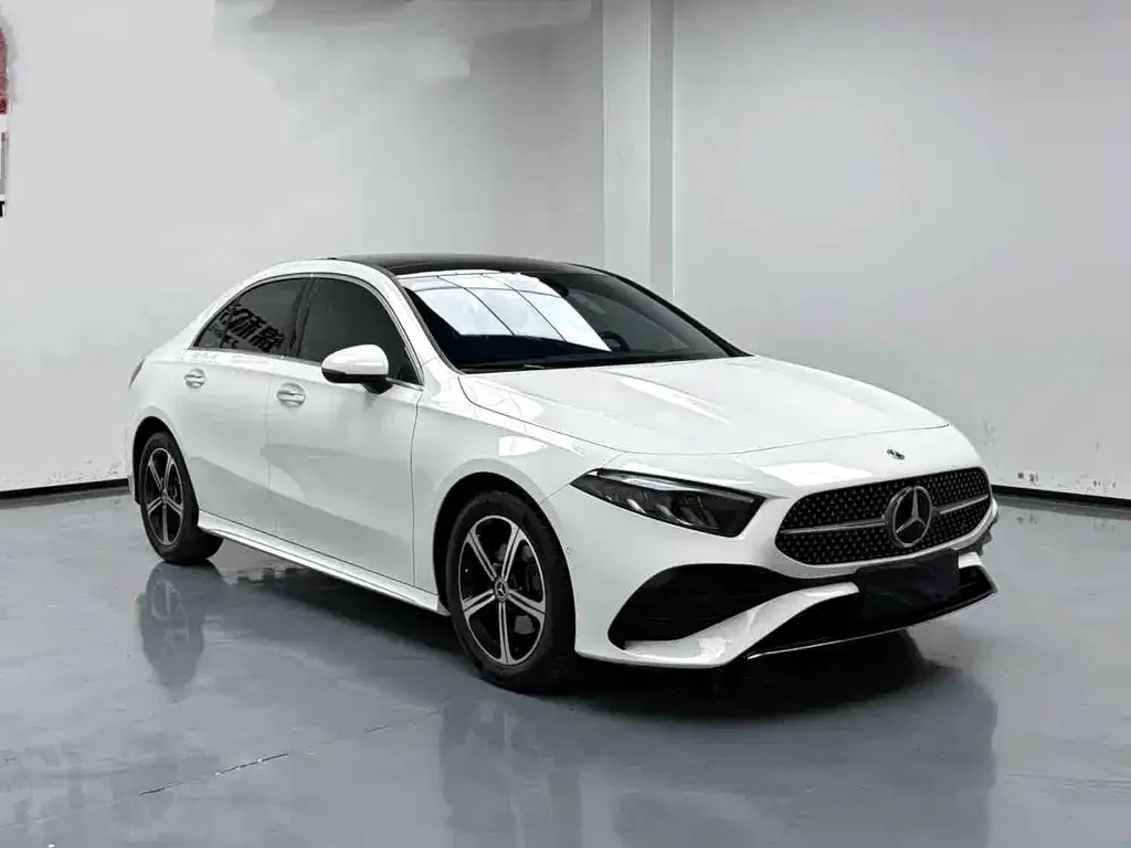 Mercedes-Benz A-Class — фото 6