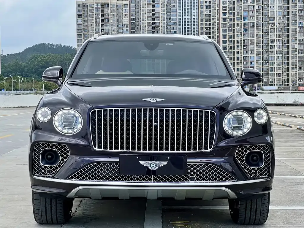 Bentley Bentayga — фото 7