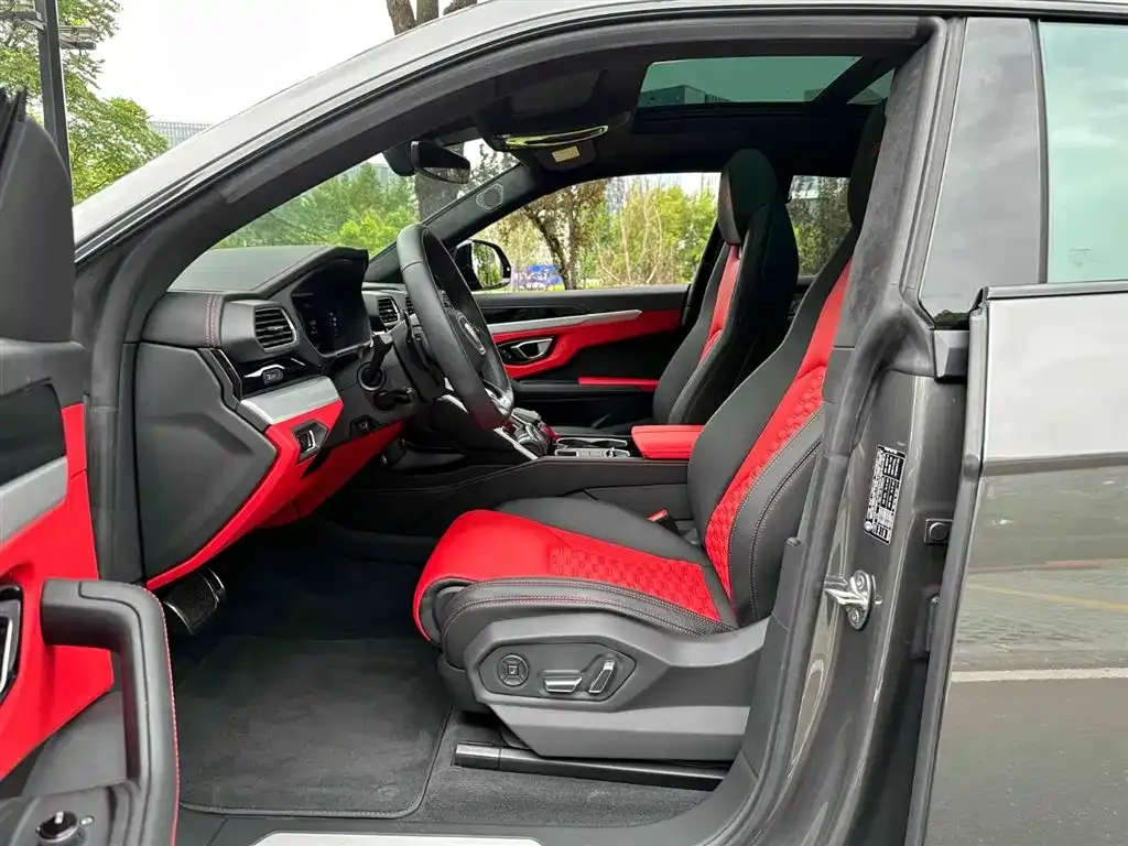 Lamborghini Urus 2021 из CN, фото 6
