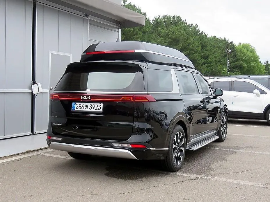 Kia Carnival — фото 7
