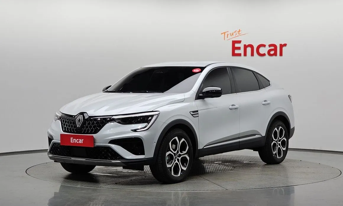 Renault Korea (Samsung) Arkana 1.6 E-TECH Iconic 1