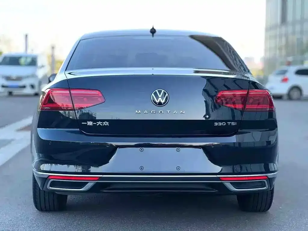 Volkswagen Magotan 2022 из CN, фото 8