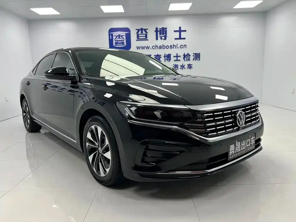 Volkswagen Passat — фото 3