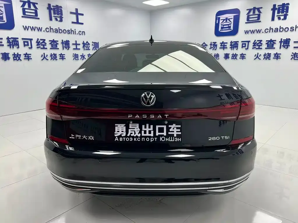 Volkswagen Passat — фото 7