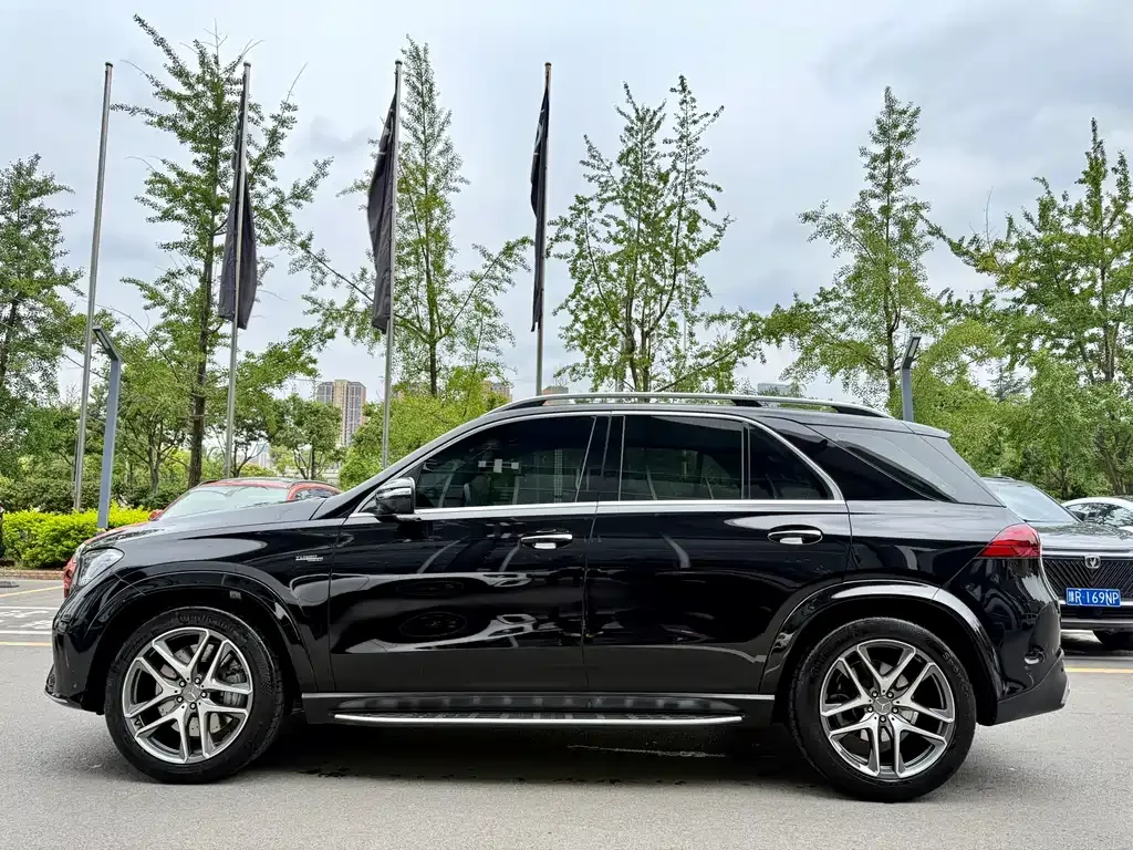 Mercedes-Benz GLE AMG — фото 9