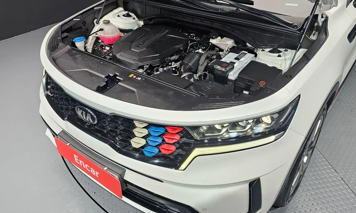 Kia Sorento — фото 5
