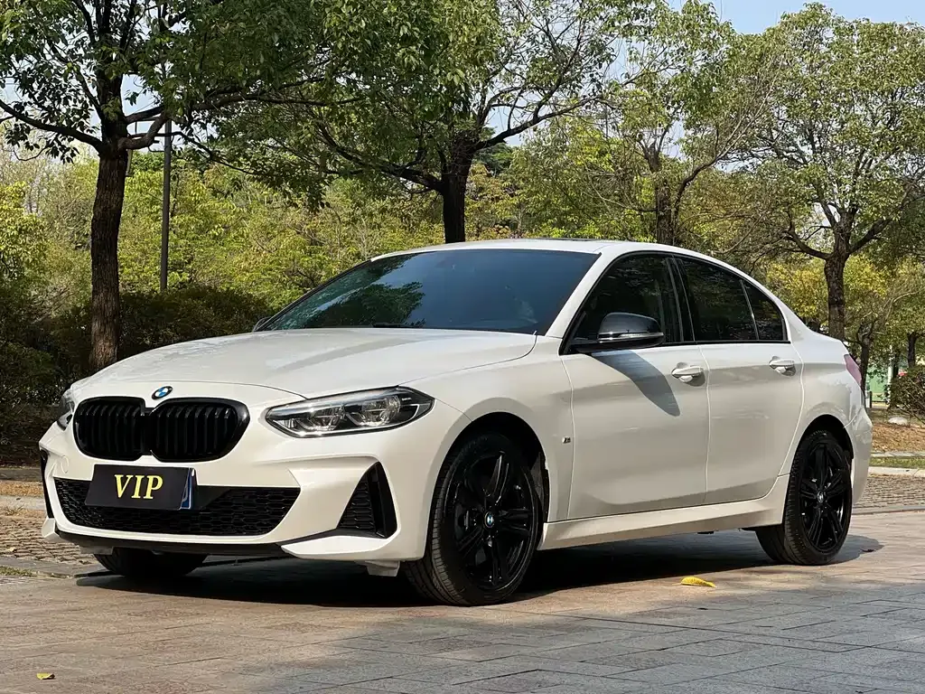 BMW 1 Series — фото 1
