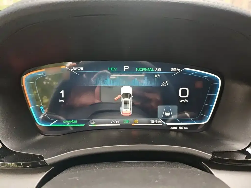 BYD PLUS New Energy — фото 10