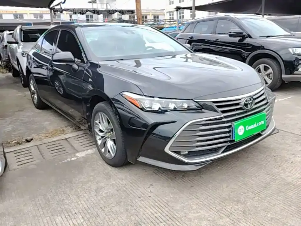Toyota Avalon — фото 9