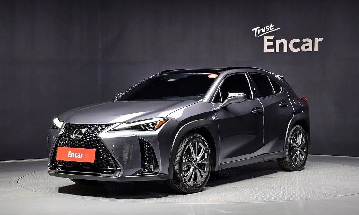 Lexus UX