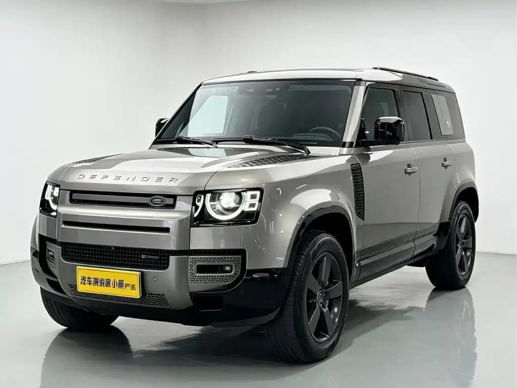 Land Rover Defender — фото 1
