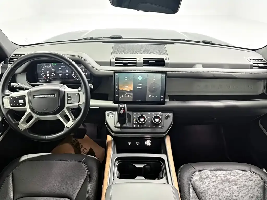 Land Rover Defender — фото 9