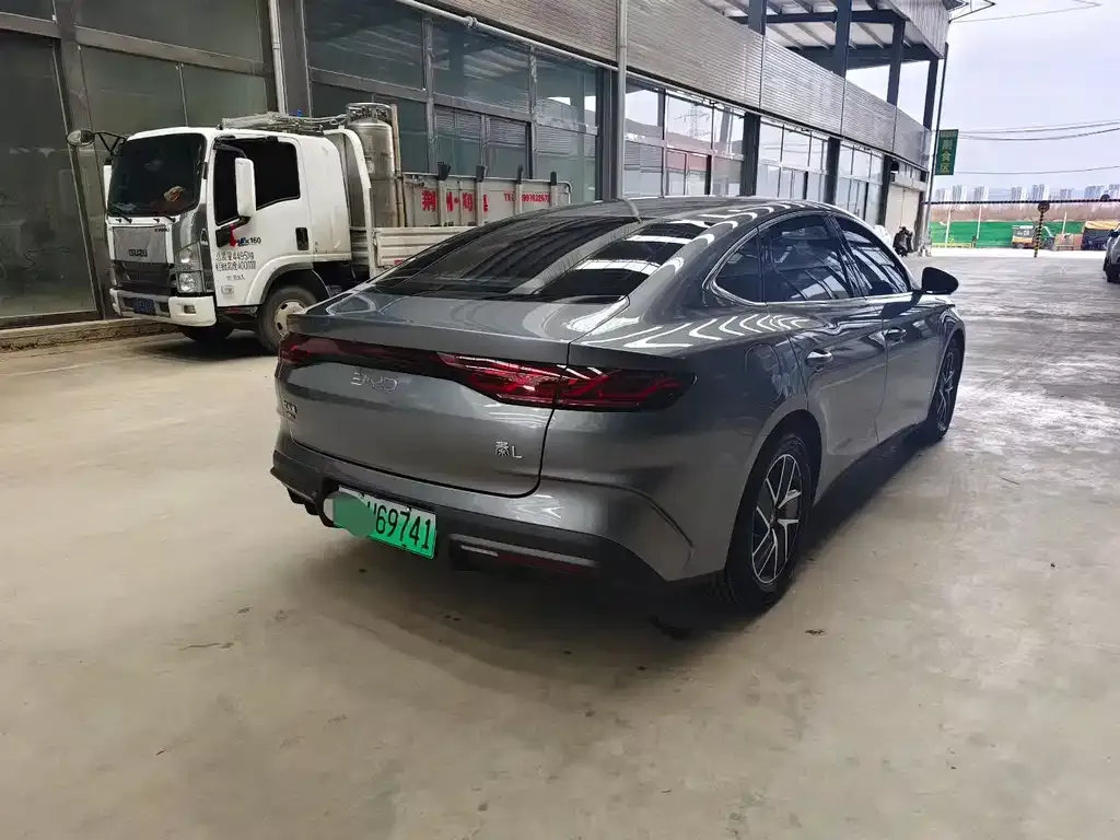 BYD Qin L — фото 2