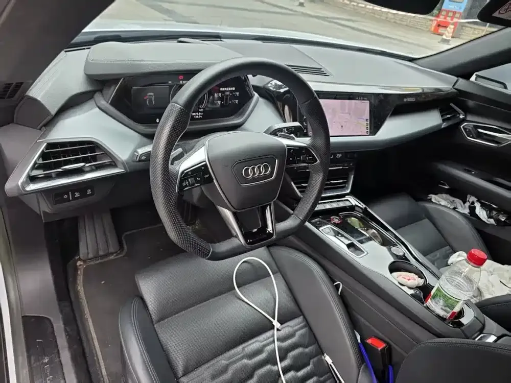 Audi e-tron GT — фото 2