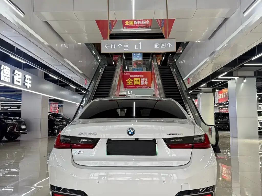 BMW i3 — фото 10