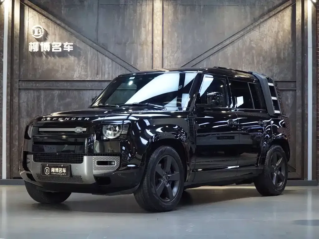 Land Rover Defender — фото 1