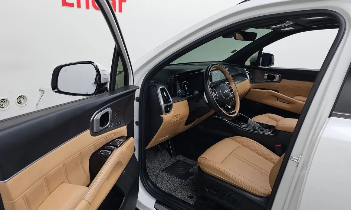 Kia Sorento — фото 8