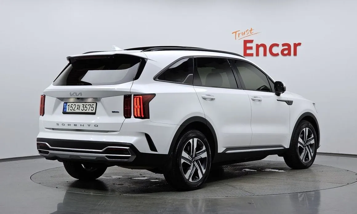 Kia Sorento — фото 4