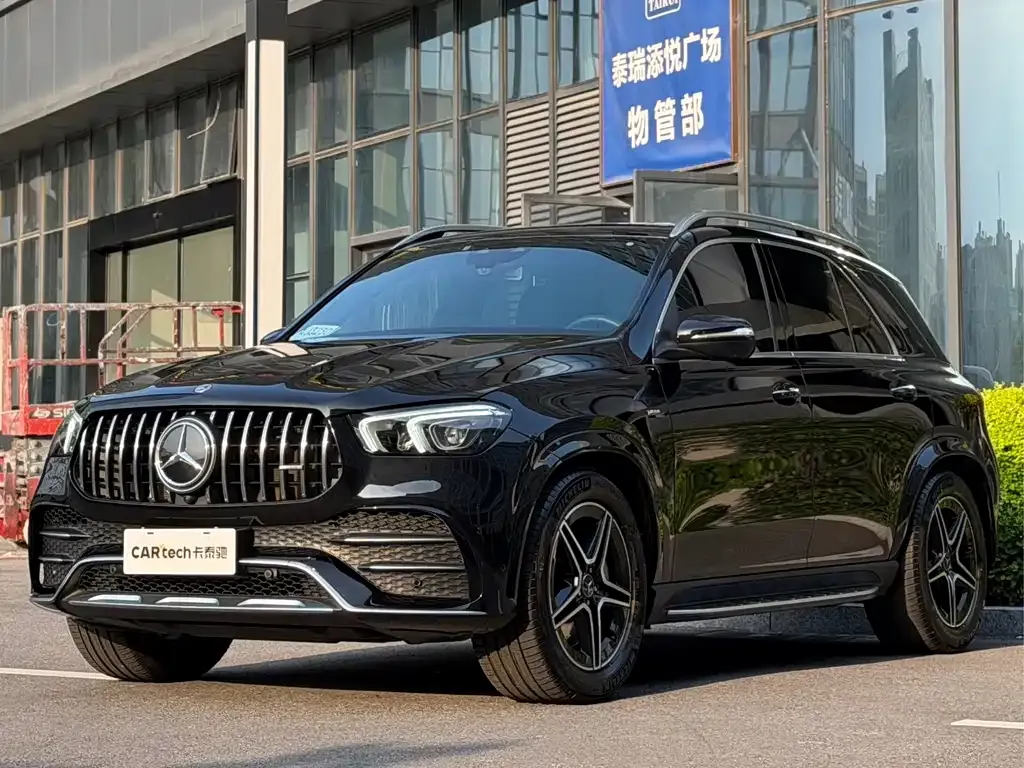 Mercedes-Benz GLE AMG — фото 1