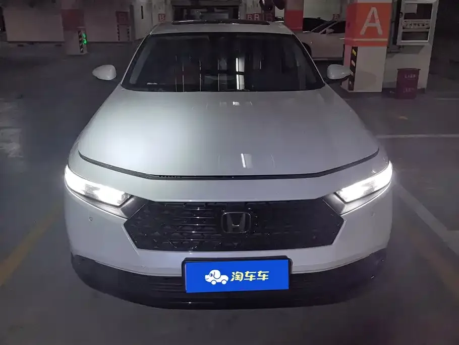 Honda Accord — фото 4