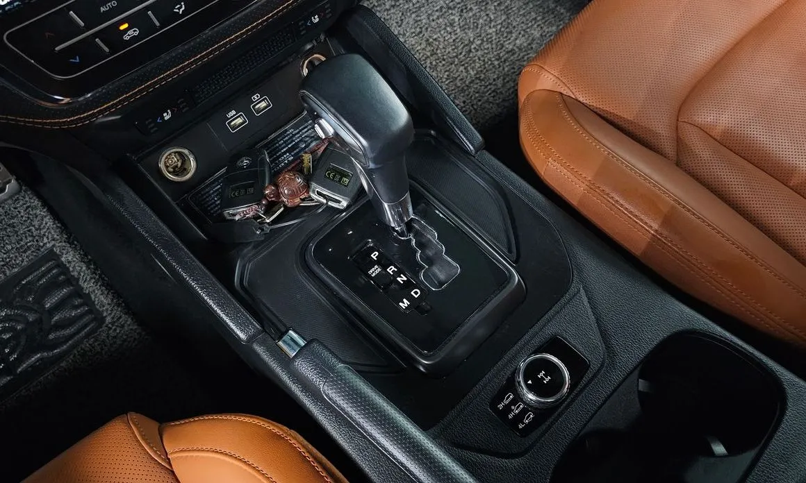 KG Mobility (Ssangyong) Rexton — фото 4