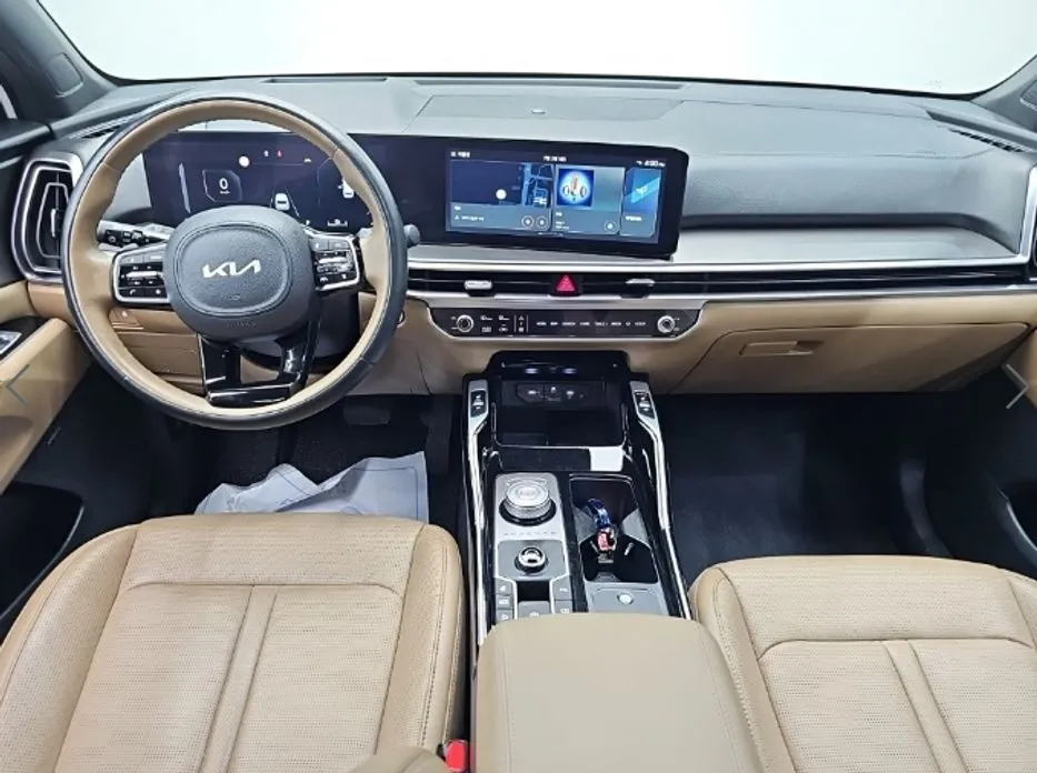 Kia Sorento — фото 7