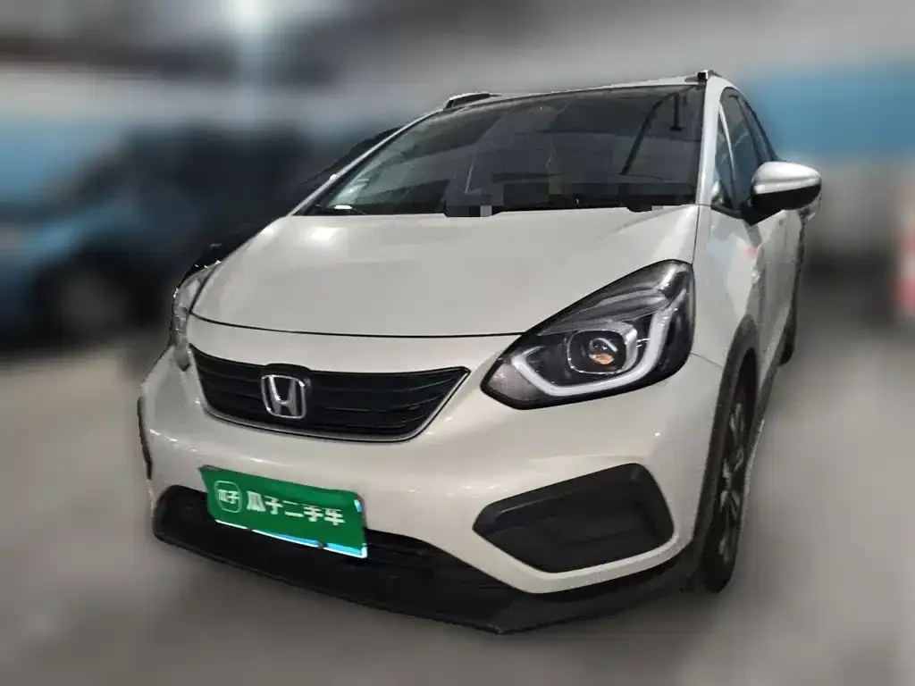 Honda Fit — фото 1