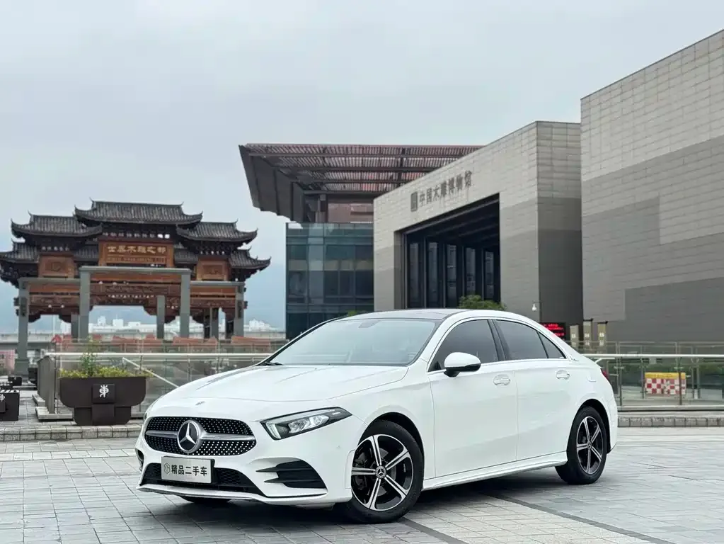 Mercedes-Benz A-Class — фото 1